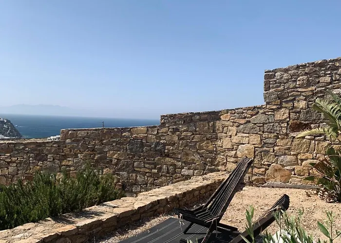 Sunny Roselani * Mykonos Town